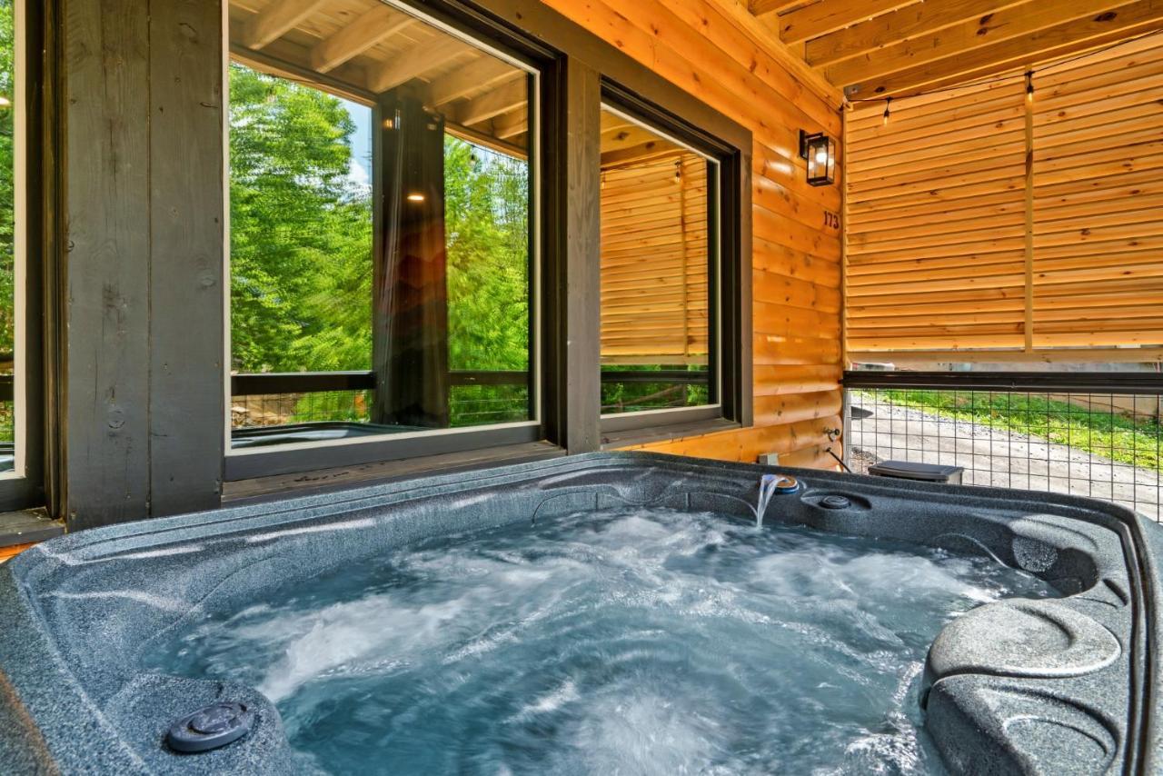 Villa Whispering Pines Sevierville Exterior foto